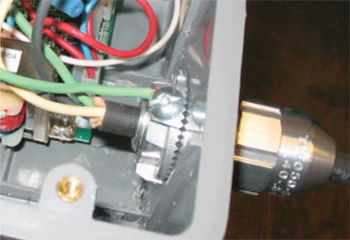 Photo 3. Bonding of metallic connector