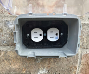 Figure 3b. Wet location cover installed in a wet location and a WR rated receptacle installed.